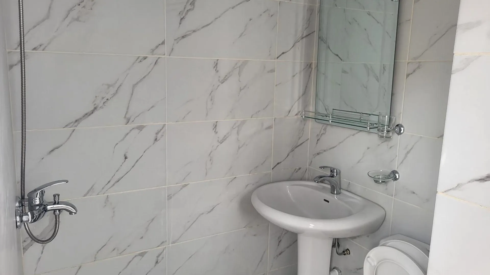 Jazaj Apartment Tirana Haven