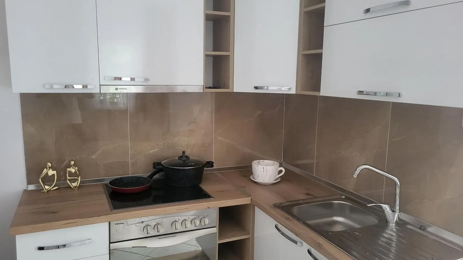Jazaj Apartment Tirana Haven